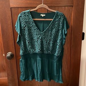 Maurices dark green shirt. Size 2xl EUC